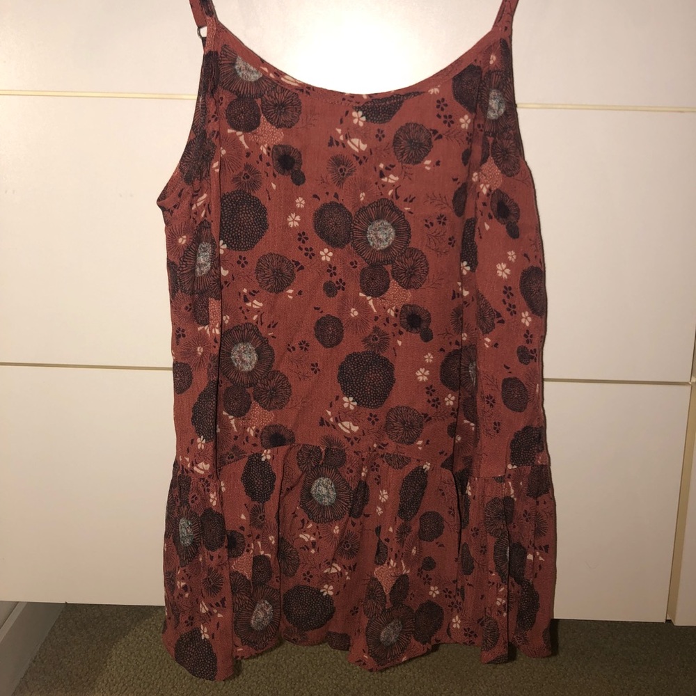 Melrose and Market Tank w/ Criss Cross Back